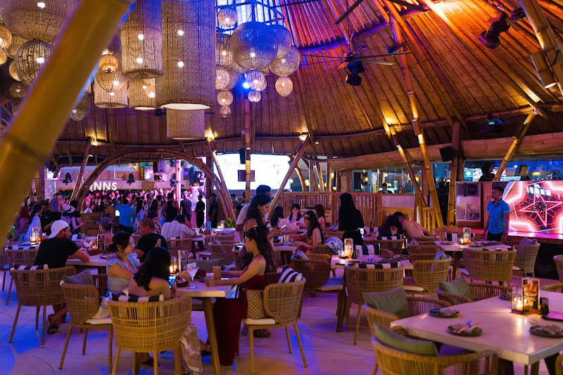 FINNS Beach Party Restaurant